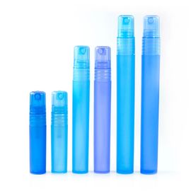 Kundengebundene Stift-Art Parfümflasche, nachfüllbare Miniplastiksprühflasche mit Düse